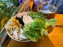 -民食香·腊排骨野生菌美食(木府店)