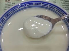 -赵记传承特色牛奶甜品(泉城广场店)