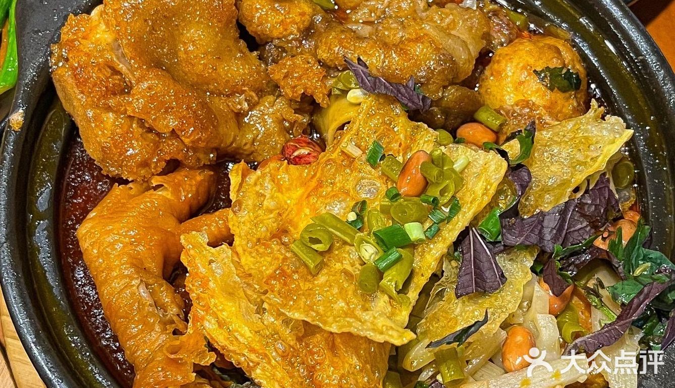 什么鸭脚煲啊!!让我一周去三次!!. 田螺鸭脚煲有多好吃