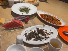 -渝信川菜 · 川味家常菜(财富购物中心店)