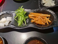 -鲑属寿司·火山石烧和牛(南城店)