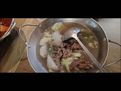 -肖四女乐山跷脚牛肉(世博源店)