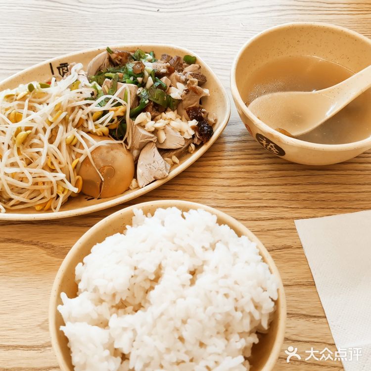 久违了，熟悉的街角老店