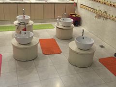-爱乐梵国际儿童教育中心(古美店)