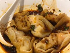 红油抄手-鼎泰丰(嘉年华•海信广场VILLAGE店)