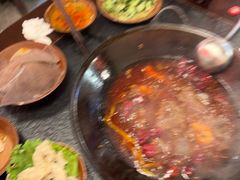 -渝井巷重庆老火锅(沈阳吉祥店)