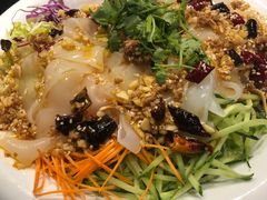 家常凉菜-鱼窝棚柴火铁锅炖(富山屯店)