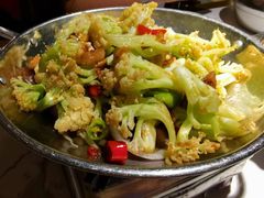 -小凤庭·地道湖北菜武昌鱼·藕汤(38年黄鹤楼店)