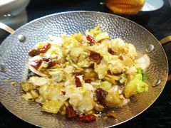 -川流不息·地道川菜·小龙虾(新松江路店)