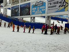 -乔波室内滑雪场