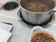 -逸山伍自转小火锅(纺织品店)