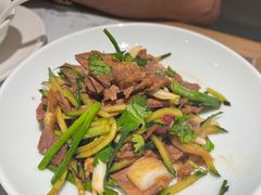 -关东小磨东北菜(漕河泾印象城店)