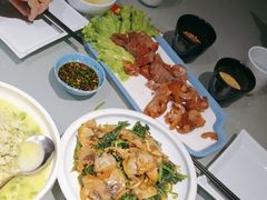 -乔家小院•非遗驴肉•青岛菜(滨河路店)