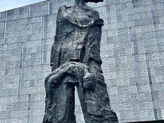 -侵华日军南京大屠杀遇难同胞纪念馆-停车场