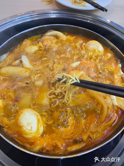 三清洞摩西韩式年糕火锅(威高广场店)图片