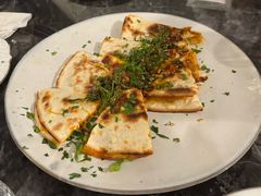 -LESCEDARS Brasserie Bistro香柏树