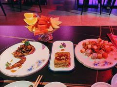 -粉墨特色菜·烧烤音乐酒馆