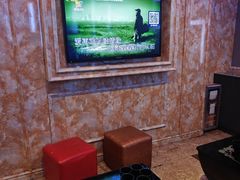 -潮派KTV(海珠新都荟广场店)