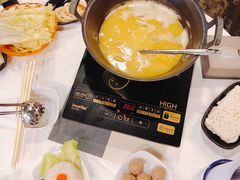 -鲜入围煮花胶鸡海鲜火锅