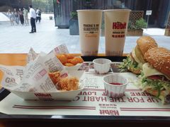 -The Habit Burger Grill 哈比特汉堡(复兴soho店)