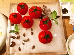 番茄脆菇沙拉-小大董·烤鸭(凤凰汇店)