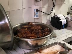 -王万妈卤猪脚(青岩交通路)