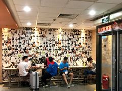 等位区-麦当劳(卫星广场店)