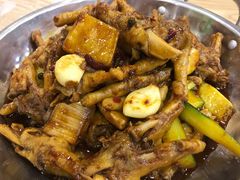 -江城燕子大排档(江汉路步行街店)