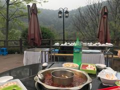 -楠柏弯休闲山庄(梨花溪店)