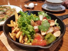 -Hoang Yen Vietnamese Cuisine