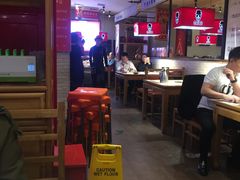 大堂-老佛爷炭火蛙锅直营(清滨路总店)