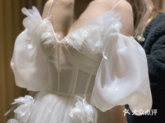 仙女试纱记～ 婚纱礼服丨婚纱租赁丨高级定制丨婚纱款式