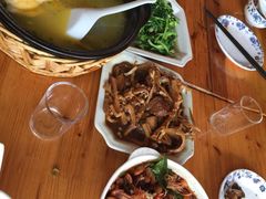 -云河农家乐饭店(福禄缘树山店)