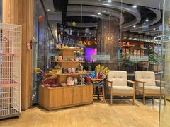 -藏猫猫咖啡主题馆(中央大道店)