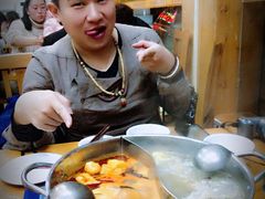 -苗伯妈酸汤火锅