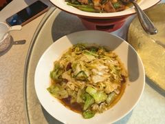-阿瓦山寨·湘菜现炒·剁椒鱼头王(咸阳总店)