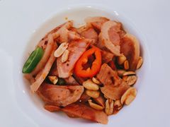 -天外天美食广场(哈尔滨路店)