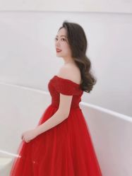 -艾米丽婚纱礼服