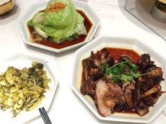 卤猪蹄-金戈戈香港豉油鸡(皇庭广场店)