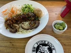 -鼓楼吃面·肉啃肉(南锣鼓巷店)