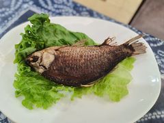 香茅草烤鲫鱼-蝴蝶泉宾馆-中餐厅