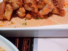 -黄记煌三汁焖锅(新佳丽江汉路店)