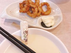 鱿鱼圈-兄弟深夜豆浆
