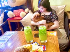 澳洲和牛蘑菇汉堡-more than meow吴止猫主题餐厅(承德 中船汇店)