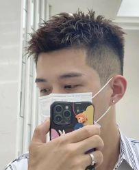 -相约芊艺护肤造型