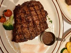 -马克西姆俄罗斯餐厅(通亚街店)