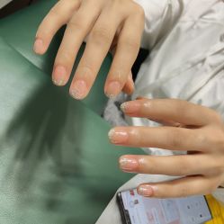 -情同手足美甲美睫