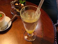 蜂蜜柚子茶-不舍昼夜咖啡馆