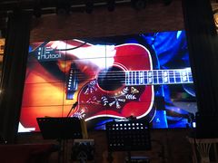 -胡桃里音乐餐厅(陶溪川店)(川湘赣菜·世界百大酒庄直供红酒·音乐表演)