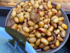 -董哥山城碗碗香(美专校街店)